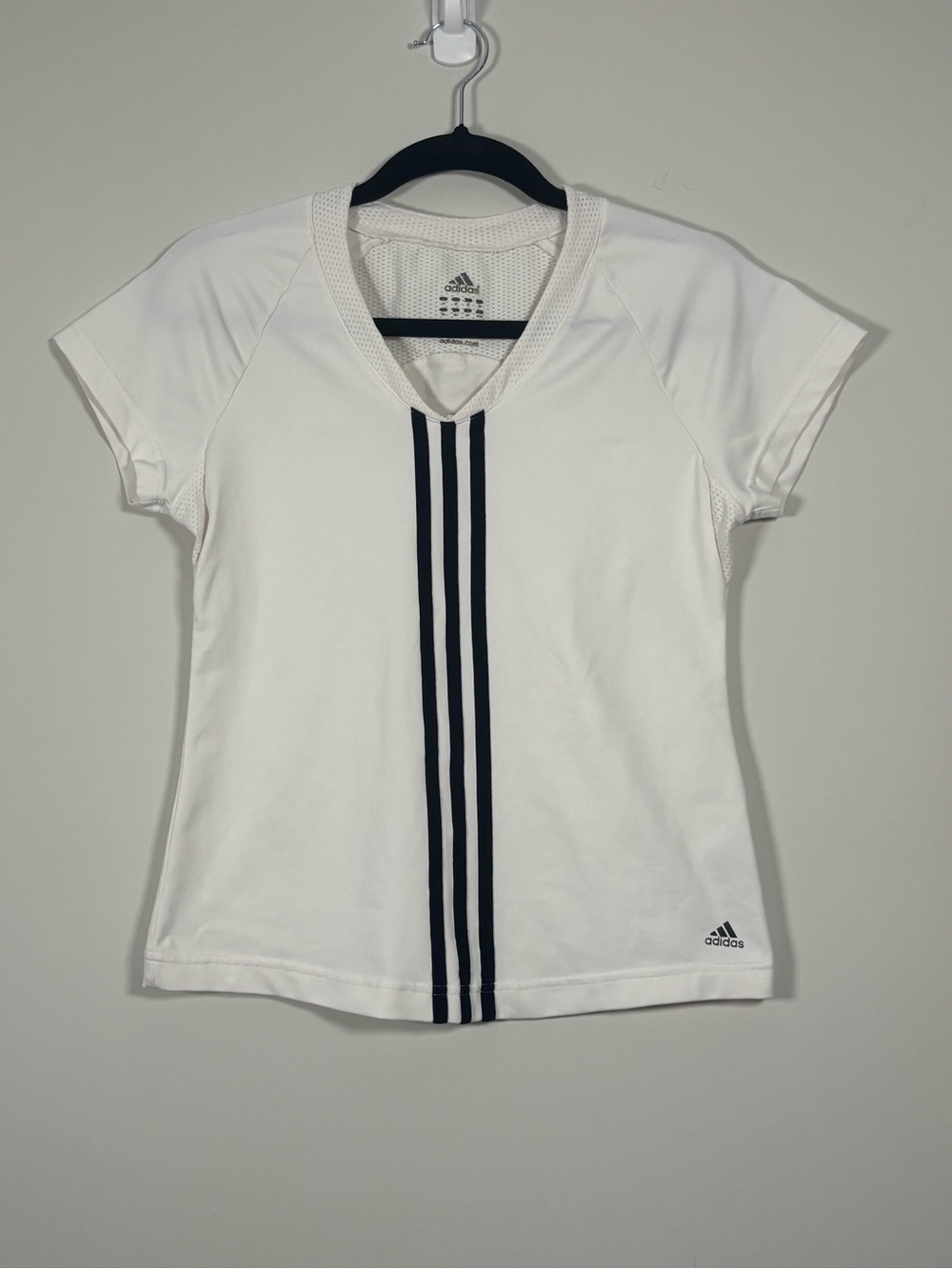 Adidas Climacool White V-Neck Short Sleeve Athletic Top Size Medium